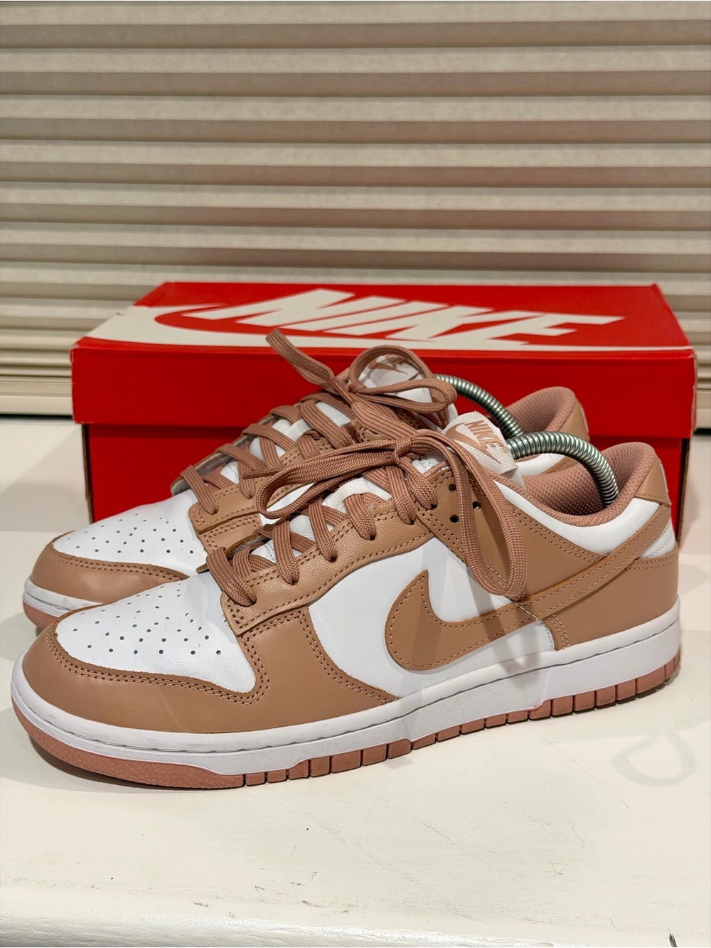 Nike Dunk Low White/Rose Whisper Women’s Pink Sneakers Size 10.5